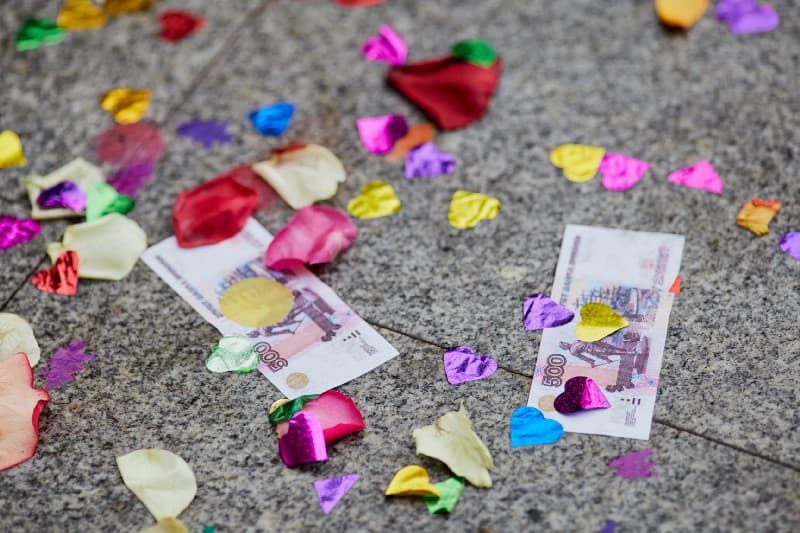 Russian rubles is sinking.