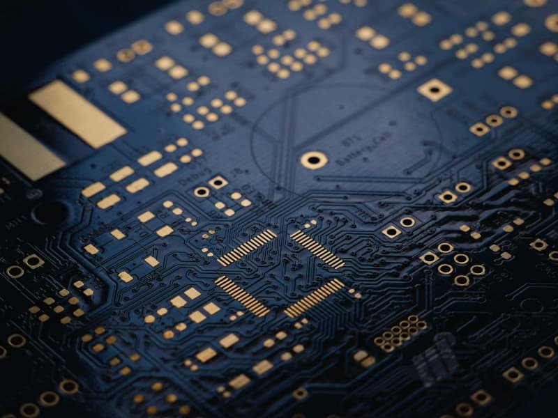 Discuss Reverse Engineering And Vulnerability Analysis